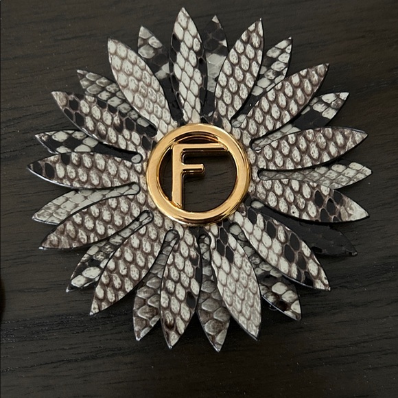 Fendi Python Leather Magnetic Brooch - Picture 2 of 15